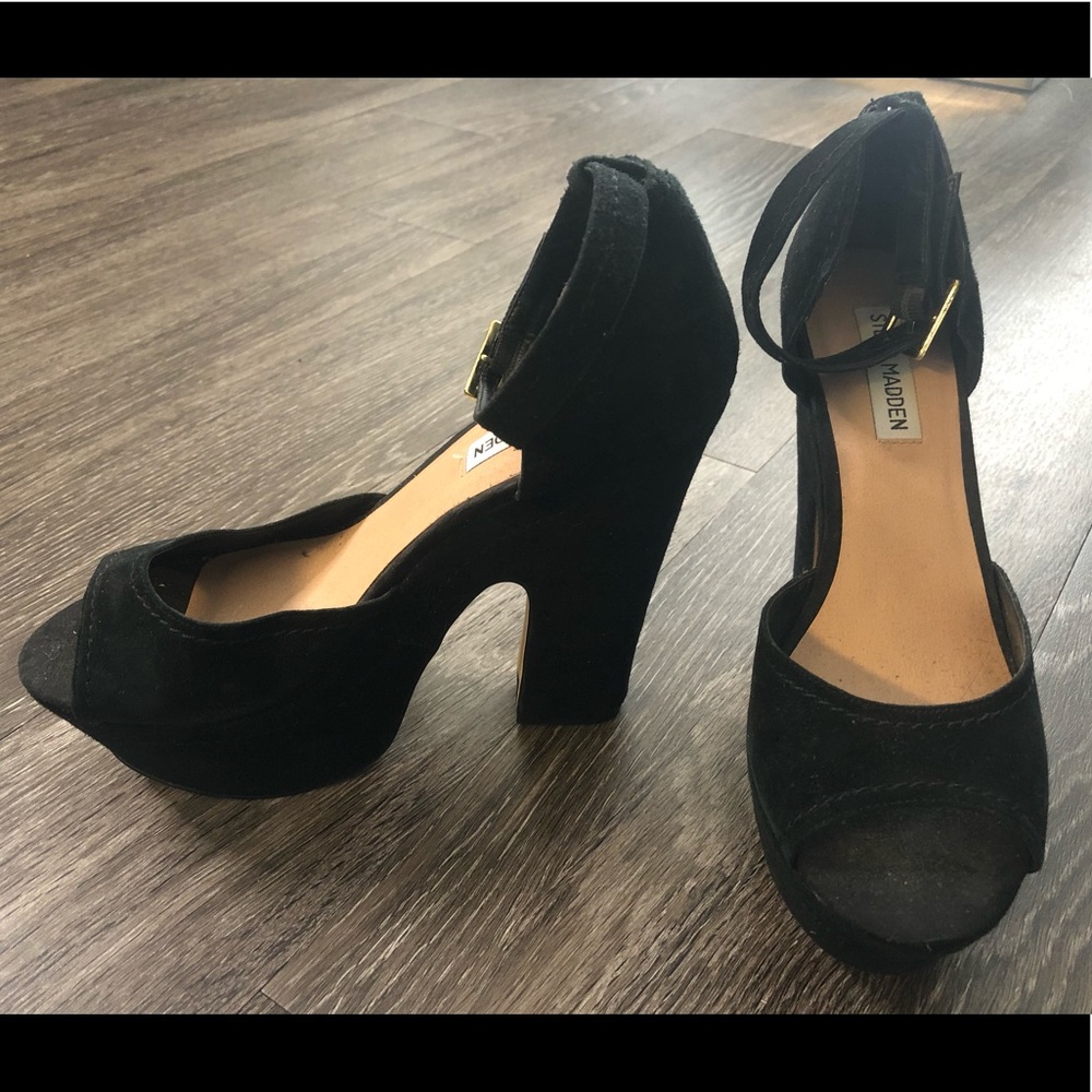 Steve Madden platform sandals